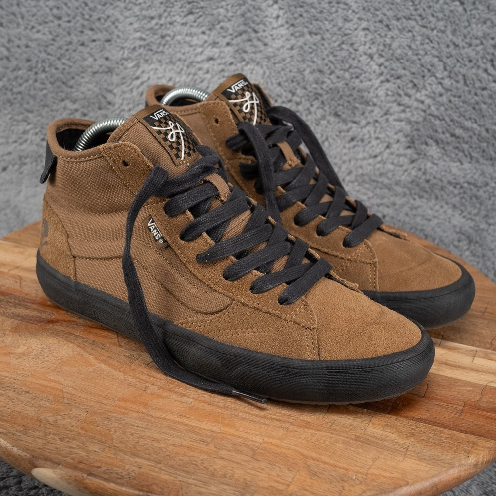 Vans The Lizzie Dirt/Black Suede Black Gum Men's 7 /Women's 8.5